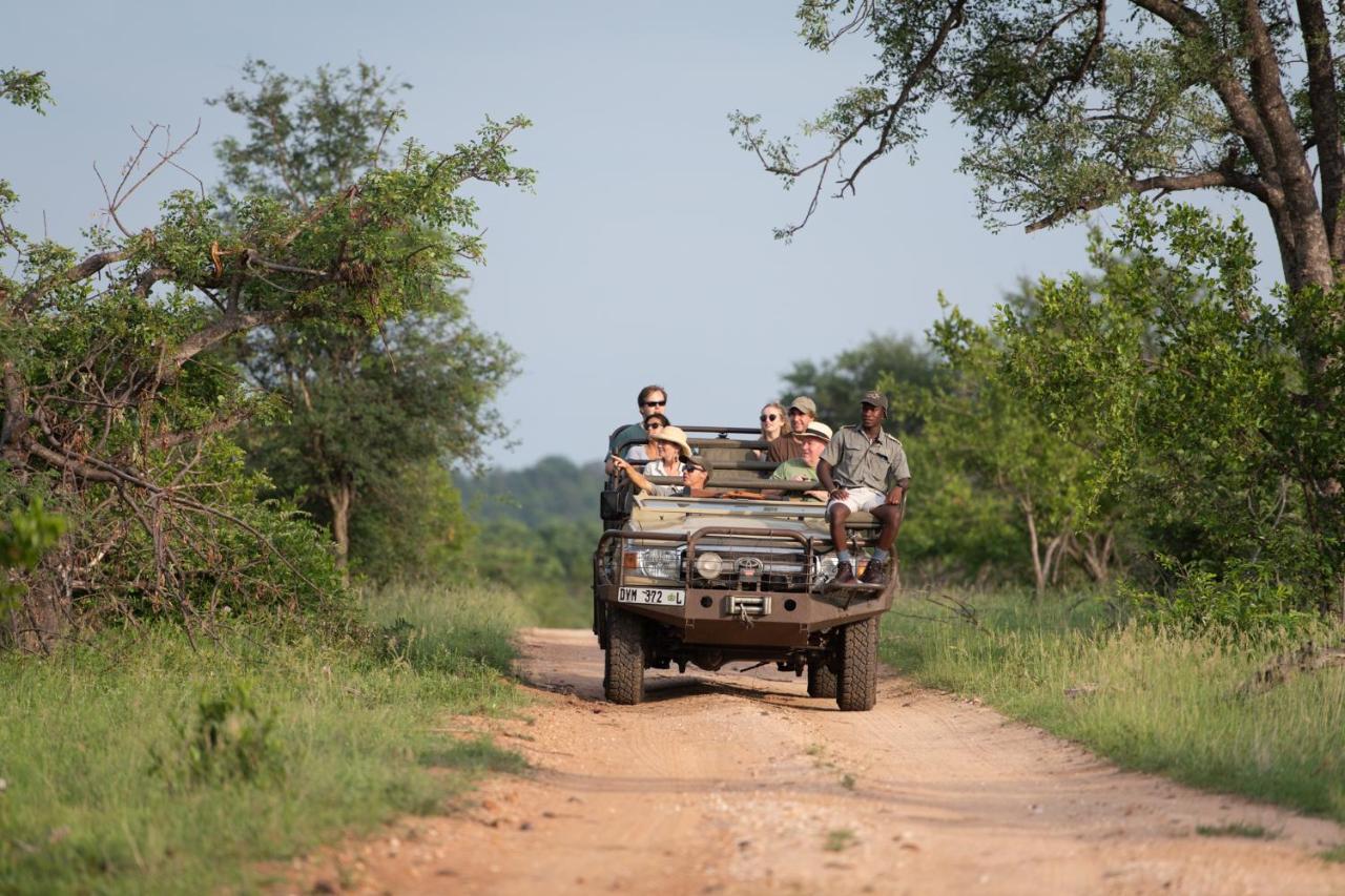 Sausage Tree Safari Camp Balule Game Reserve Exterior foto